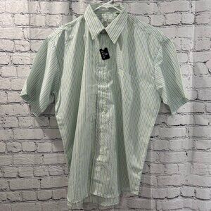 New with tags Mens EMVO dress shirt Size XL/17